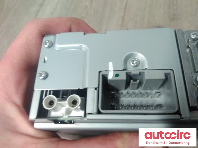 Bilstereo til Volvo V50 2004-2007 (Fase 1)  (MITSUBISHI ELECTRIC|30752569|30752569-1|36050353)