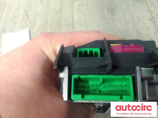 Styreenhet diverse til Volvo V50 2004-2007 (Fase 1)  (AUTOLIV|30732795|2204355B|36000660)