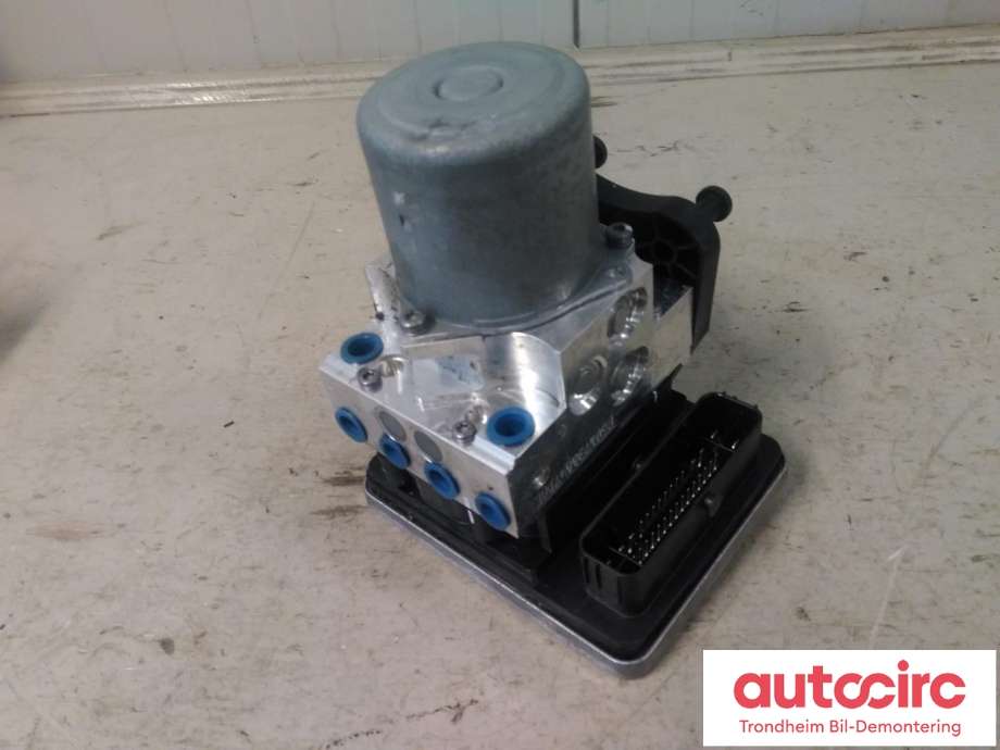 ABS sentral til Mercedes EQC, 2019-->>  (TRW|A2939009100)