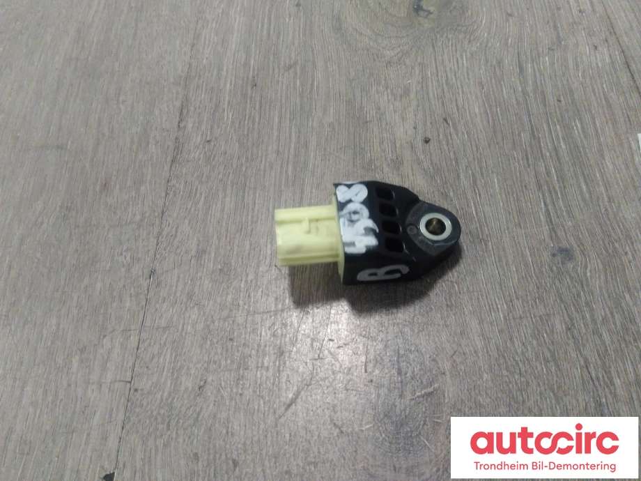 Sensor akselerasjonssensor/ESP DUO til Toyota Land Cruiser 150, 2010-2013 (Fase 1)  (KOLLISJONSSENSOR BAK|89831-75020)
