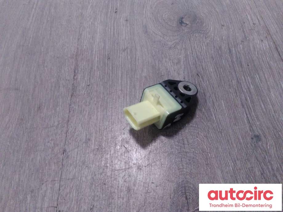 Sensor akselerasjonssensor/ESP DUO til Toyota Land Cruiser 150 2010-2013 (Fase 1)  (KOLLISJONSSENSOR BAK|89831-75020|8983175020|)