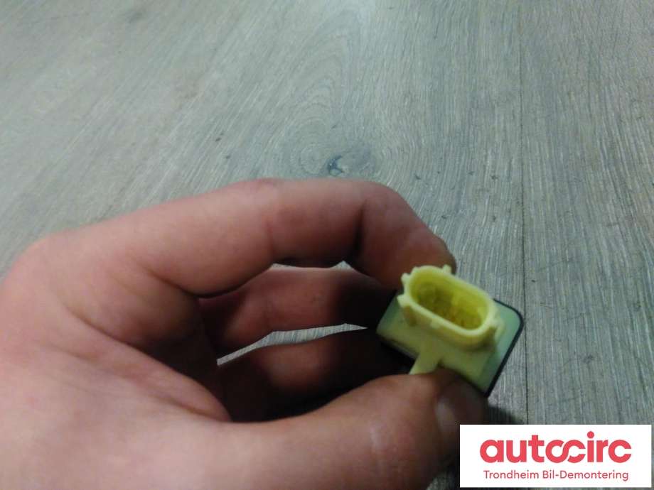 Sensor akselerasjonssensor/ESP DUO til Toyota Land Cruiser 150 2010-2013 (Fase 1)  (KOLLISJONSSENSOR BAK|89831-75020|8983175020|)