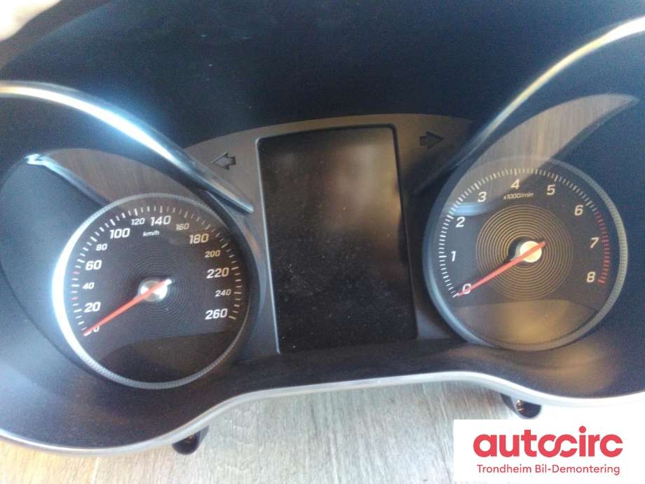 Instrumentpanel til Mercedes C-Klasse 2014-2018 (Fase 1) (W205) (W205) (VDO|A2059001118|A2C98481700|A 205 900 11 18)