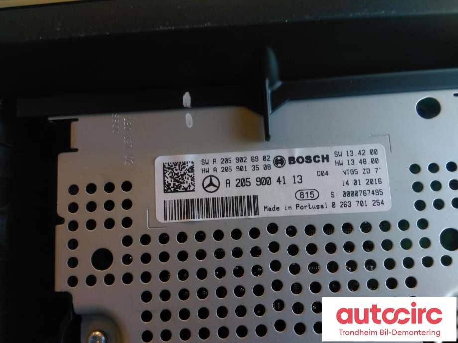 Bilstereo navigasjon skjerm til Mercedes C-Klasse 2014-2018 (Fase 1) (W205) (W205) (BOSCH|A2059004113|A2059001713|A 205 900 41 13)