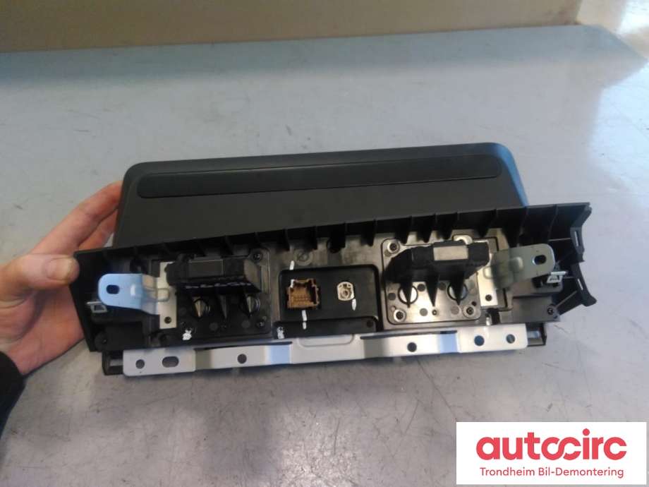 Multimedia display (MCU - Media Controller Unit) til Maxus Euniq 5 2019-2023  (..|C00273329|SV51-H-IVIDISP|SV51-02-Q1)