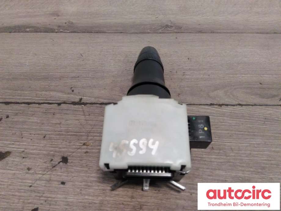 Bryter blink til Mitsubishi Outlander 2007-2010 (Type II, Fase 1)  (...|17D706|8614A060|)