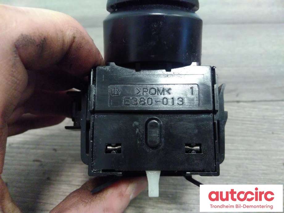 Bryter blink til Mitsubishi Outlander 2007-2010 (Type II, Fase 1)  (...|17D706|8614A060|)