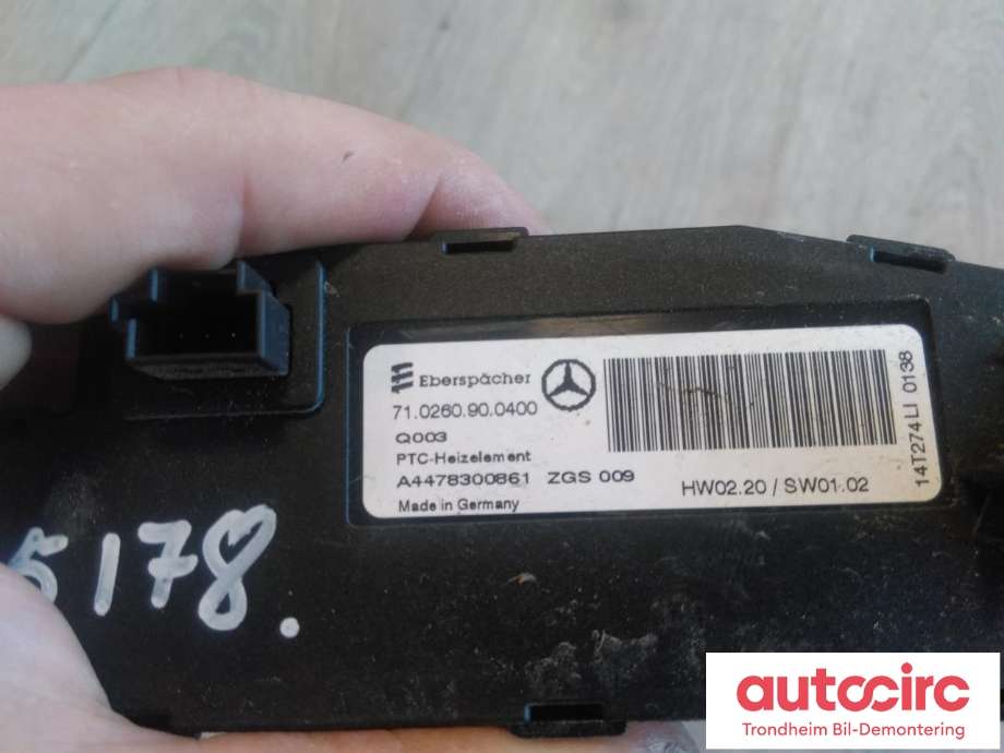 Varmeapparat ekstravarmer til Mercedes Vito 2014-->> (W447) (W447) (EBERSPACHER|A4478300861|A 447 830 08 61|71.0260.90.0400)