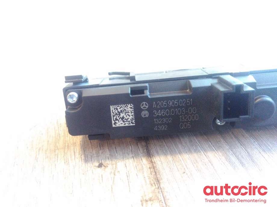 Bryter diverse til Mercedes Vito 2014-->> (W447) (W447) (..|A2059050251|3460.0103-00|A 205 905 02 51)