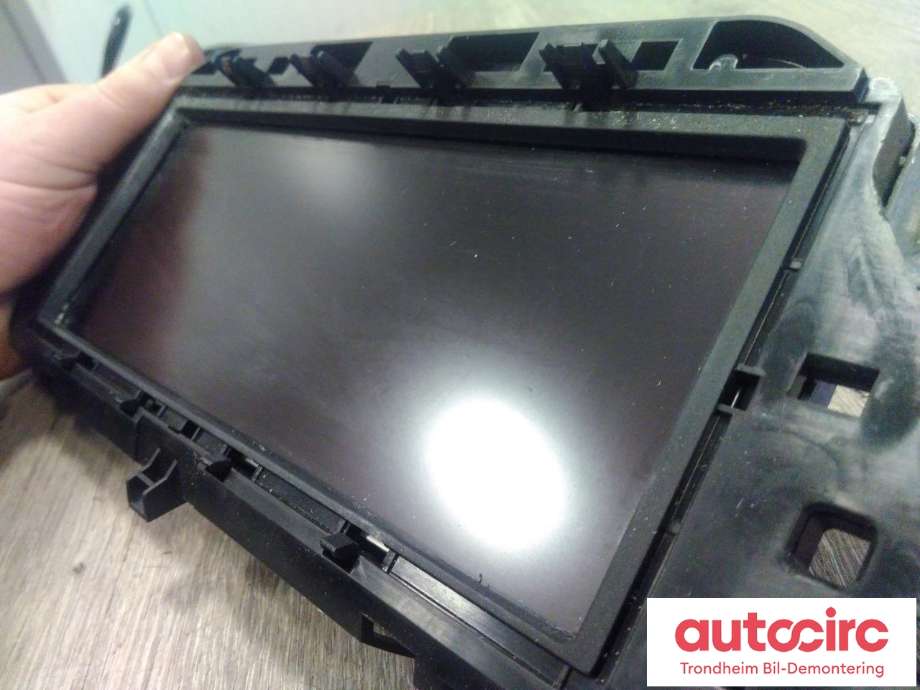 Bilstereo navigasjon skjerm til BMW X1 2009-2015 (E84) (E84) (JOHNSON CONTROLS|2171497|2171497-01|65509289585)