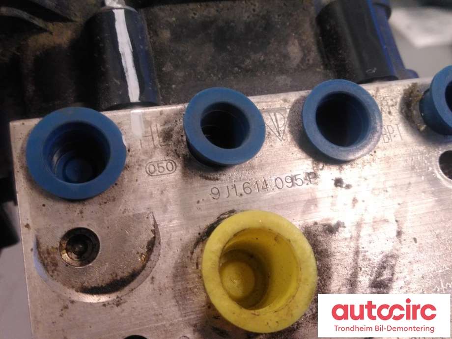 ABS sentral til Audi e-tron GT 2021-->>  (BOSCH|9J1614095P|9J1614095PY|9J1 614 095 PY| 0265296087)