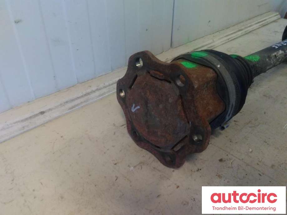 Drivaksel venstre foran, diesel/automat til Audi A8 2010-2013 (Type III, Fase 1)  (..|4G0407271F|)