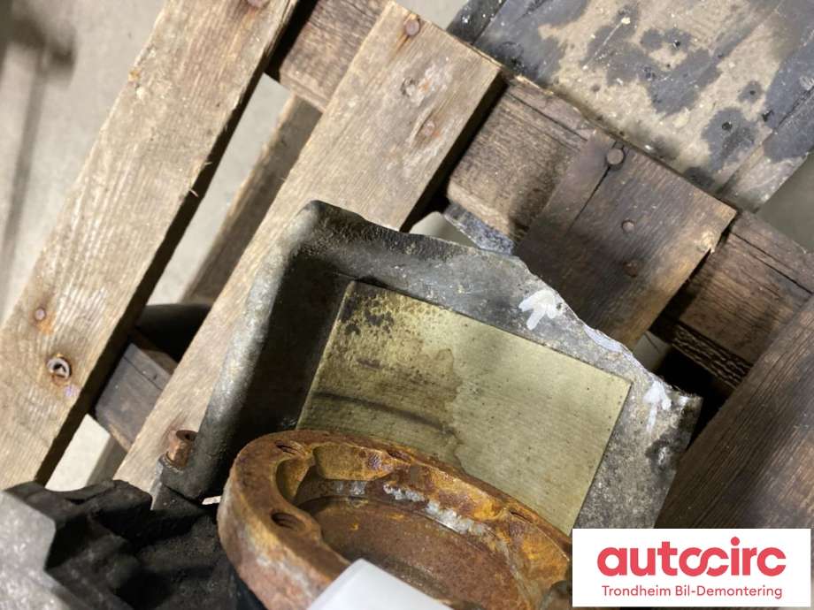 Kardang klokke bak til Audi A8 2010-2013 (Type III, Fase 1)  (ZF|0BF500043R|8K0927277|MKV)