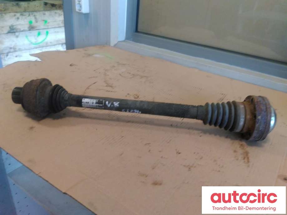 Drivaksel venstre bak, diesel/automat til Audi A8, 2010-2013 (Type III, Fase 1)  (..|8R0501203D)