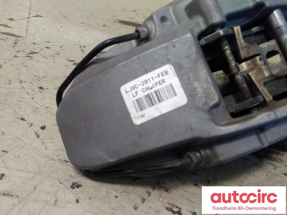 Bremsecaliper venstre foran til Ford Mustang Mach-e 2020-->>  (FOMOCO/BREMBO|LJ9C-2B302-FEB|2483463|LJ9C-2011-FEB)