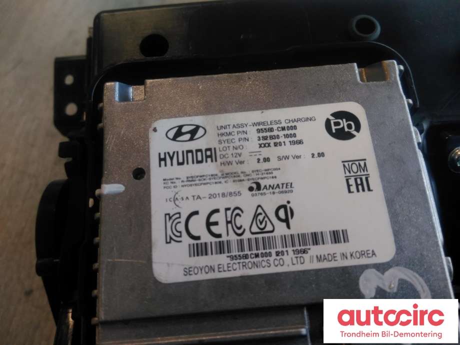 Dashbord telefon til Hyundai Kona 2017-2021 (Type I, Fase 1) (WIRELESS CHARGING|95560-CM000|3S2B30-1000|)