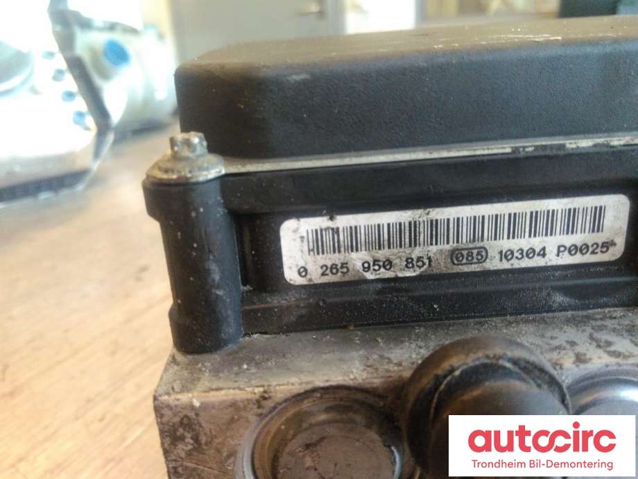 ABS sentral til Opel Movano 2010-->>  (BOSCH|95507426|95515335|476606800R)