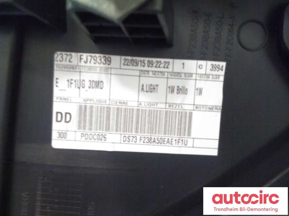 Dørtrekk høyre til Ford Mondeo 2014-2019 (Type V, Fase 1)  (FORAN|DS73-F238A50-EAU1F1U|2465901|)