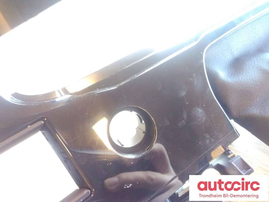 Dashbord diverse til Porsche Taycan 2019-->> (DEKSEL OVER RATT|9J1854397A|9J1854397A 5Q0|)
