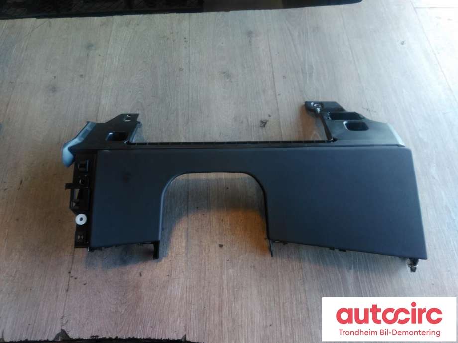 Dashbord diverse til Porsche Taycan, 2019-->> (DEKSEL UNDER RATT|9J1858903E)