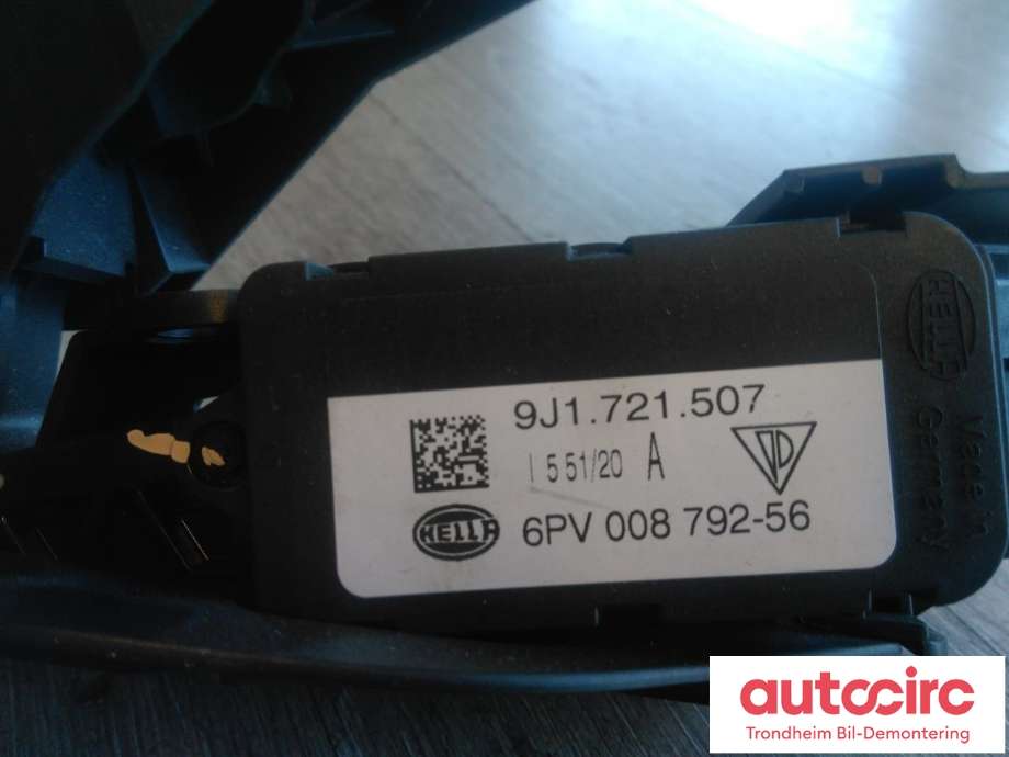 Pedal gass til Porsche Taycan 2019-->>  (HELLA|9J1721507|6PV008792-56|)