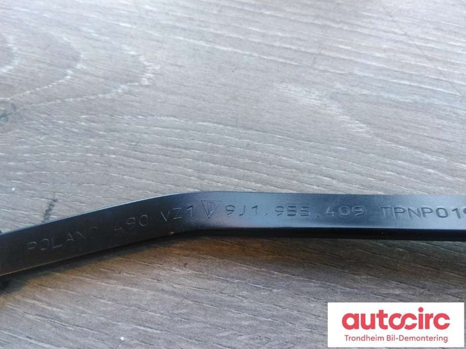 Viskerarm frontrute venstre til Porsche Taycan 2019-->>  (VALEO|9J1955409|W000096825|)