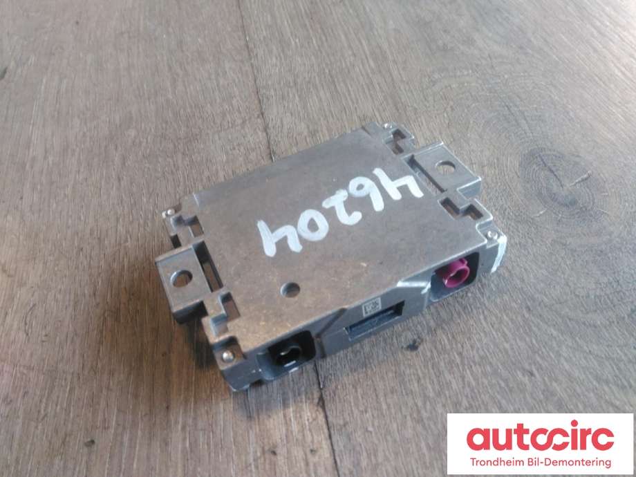 Antenne navigasjon til Porsche Taycan 2019-->>  (..|4N0035456D|PAA035456|)