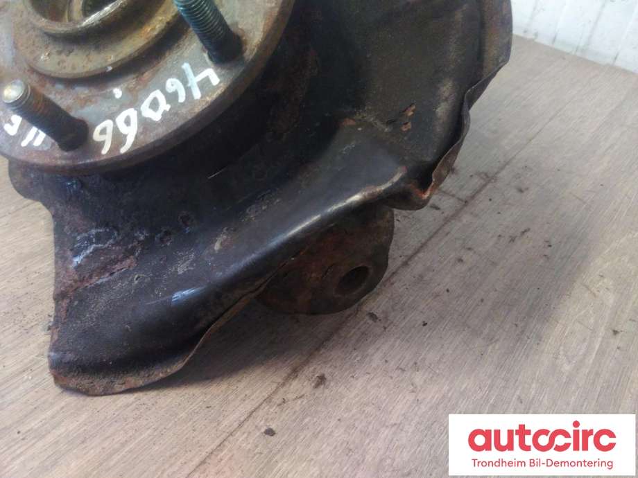 Hjulspindel høyre foran til Mitsubishi Pajero 2007-2016 (Type IV, Fase 1) (DIESEL/AUTOMAT|3870A022|)