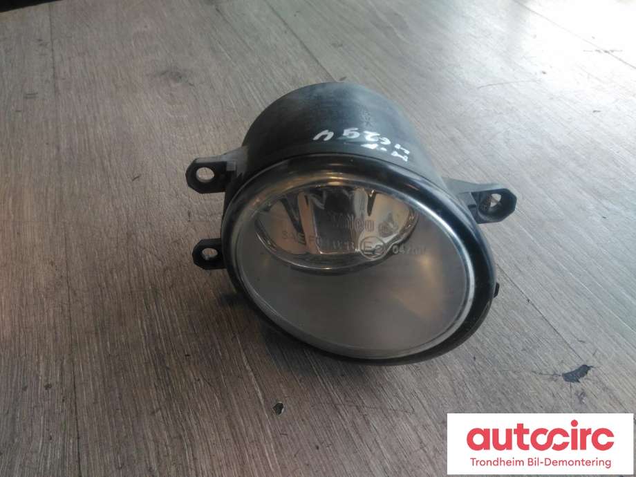 Tåkelykt høyre foran til Toyota RAV4, 2006-2009 (Type III, Fase 1)  (VALEO|81210-0D040)