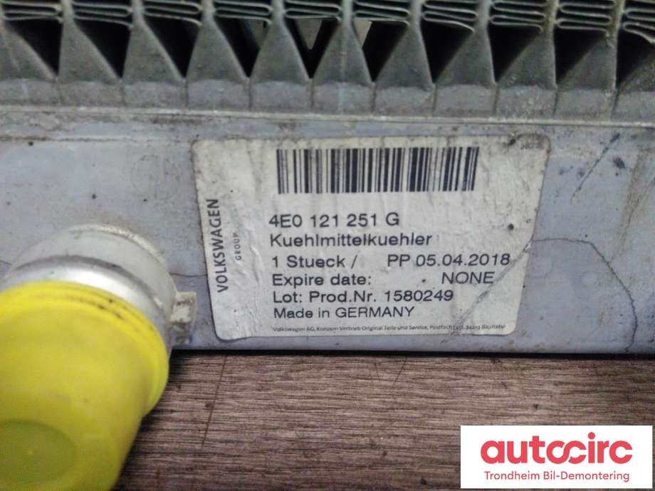 Radiator (automat gir) til Audi A8 2003-2010 (Type II)  (BEHR|4E0121251G|N5067002|)