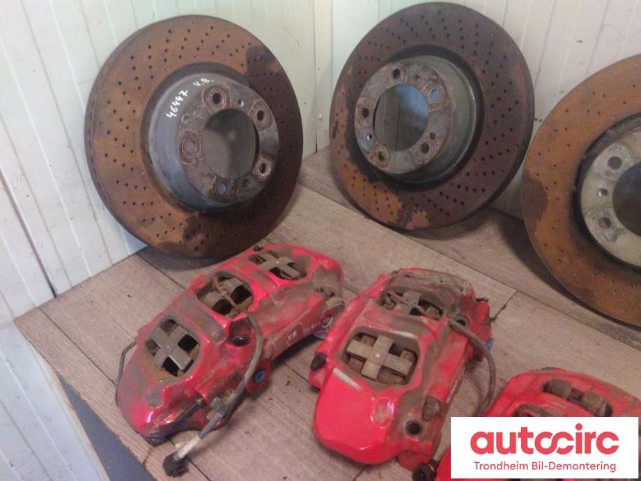 Bremsecaliper venstre foran til Porsche 911 2019-->> 992 992 (..|9P1615123T|9P1615124T|992615423A| 992615424A| 9P1615301J| 9P1615302J| 992615601A| 992615602A)