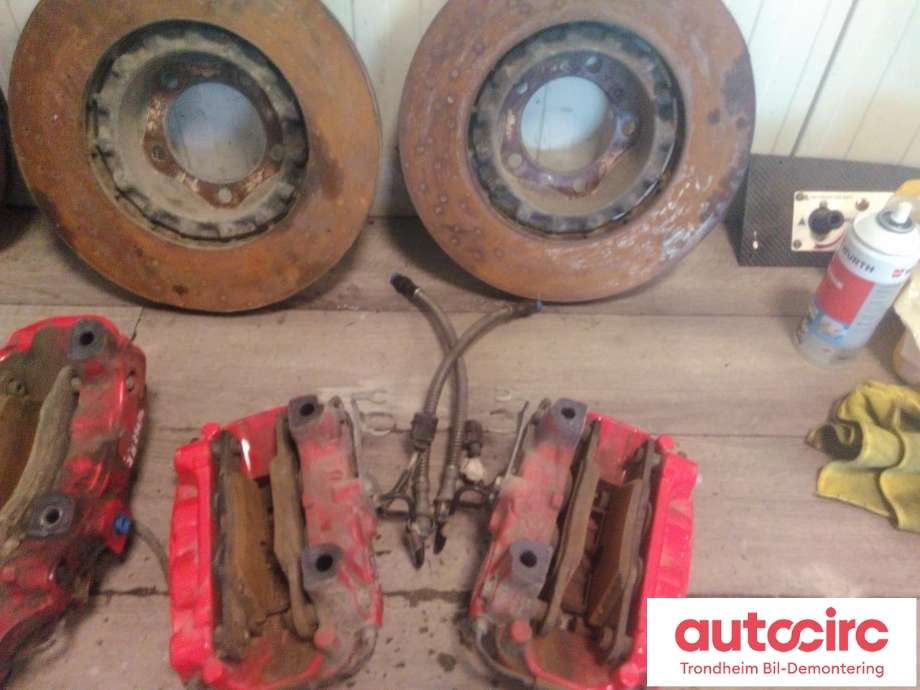 Bremsecaliper venstre foran til Porsche 911 2019-->> 992 992 (..|9P1615123T|9P1615124T|992615423A| 992615424A| 9P1615301J| 9P1615302J| 992615601A| 992615602A)
