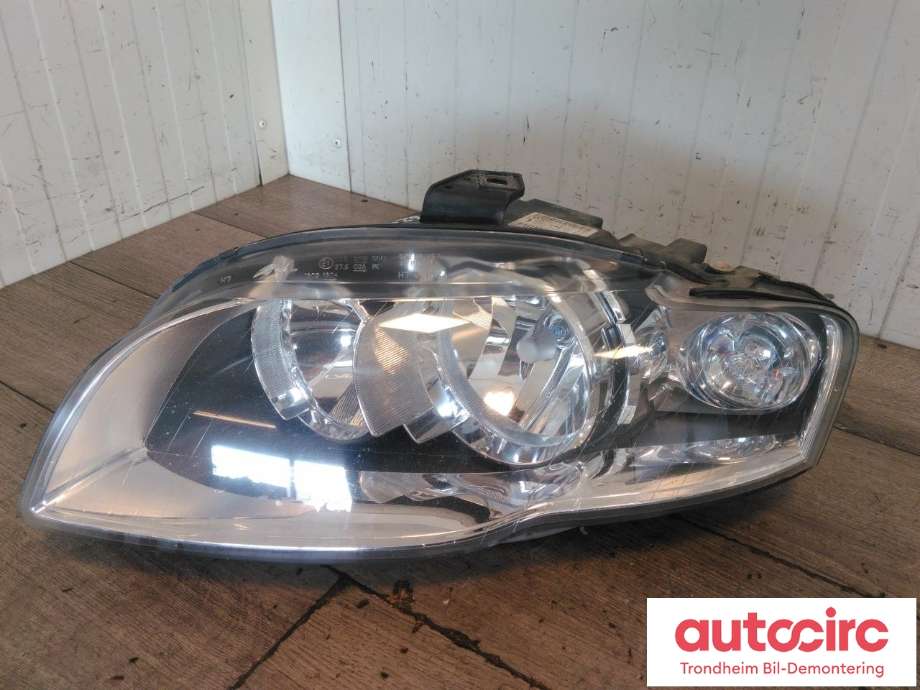 Frontlykt venstre halogen til Audi A4, 2004-2008 (Type III) (B7) (B7) (AL|8E0941003BK)