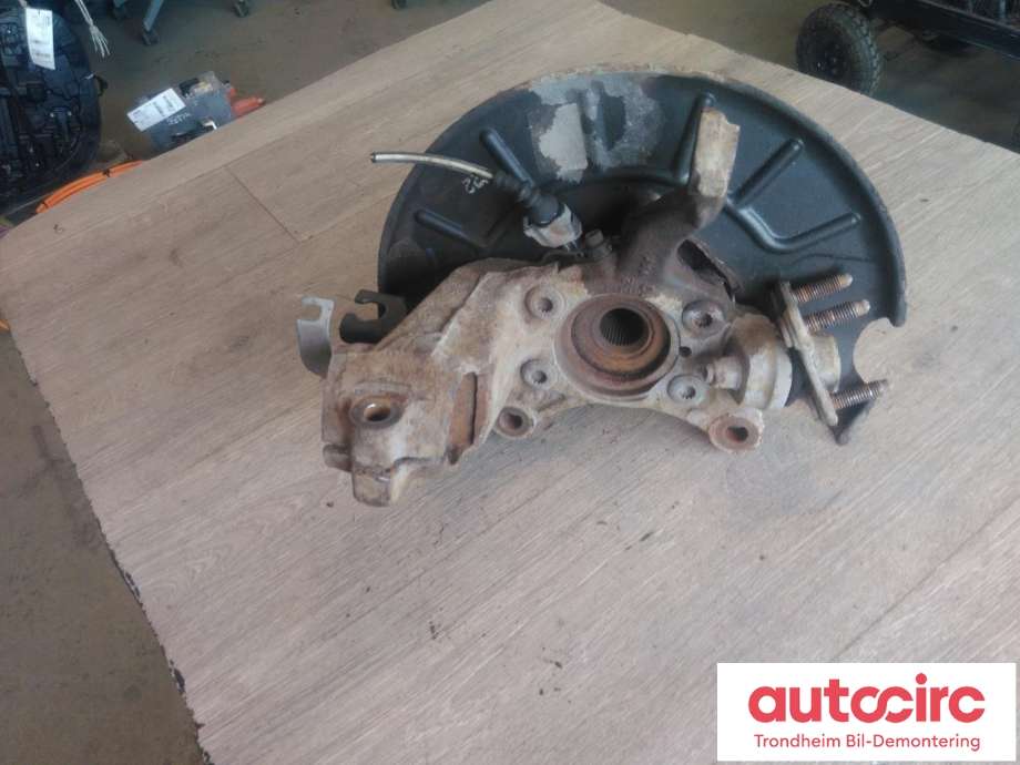 Hjulspindel høyre foran til VW Tiguan 2007-2011 (Type I, Fase 1)  (DIESEL/MANUELL|1K0407256AA|1K0 407 256 AA|)