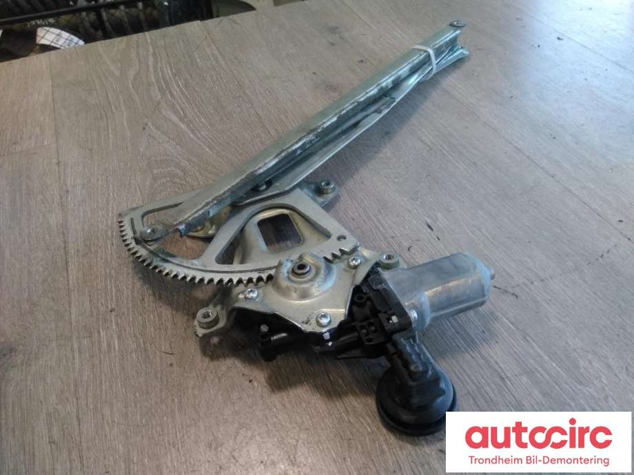 Ruteheis høyre foran til Toyota Prius 2004-2009 (Type II) (COMBI) (COMBI) (DENSO|85710-35180|262100-2330|6980152070)