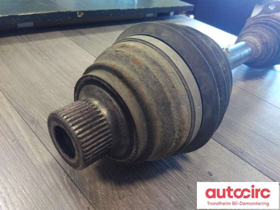 Drivaksel høyre foran, diesel/automat til Audi A8 2010-2013 (Type III, Fase 1) (..|4H0407271G|4H0407271A|)