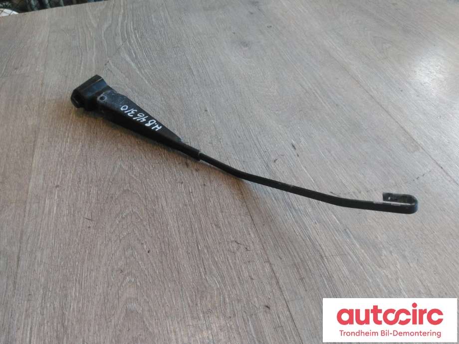 Viskerarm bakrute til Ford Transit Connect, 2013-2018 Type II, Fase 1  (HØYRE|DT11-17406-BB)