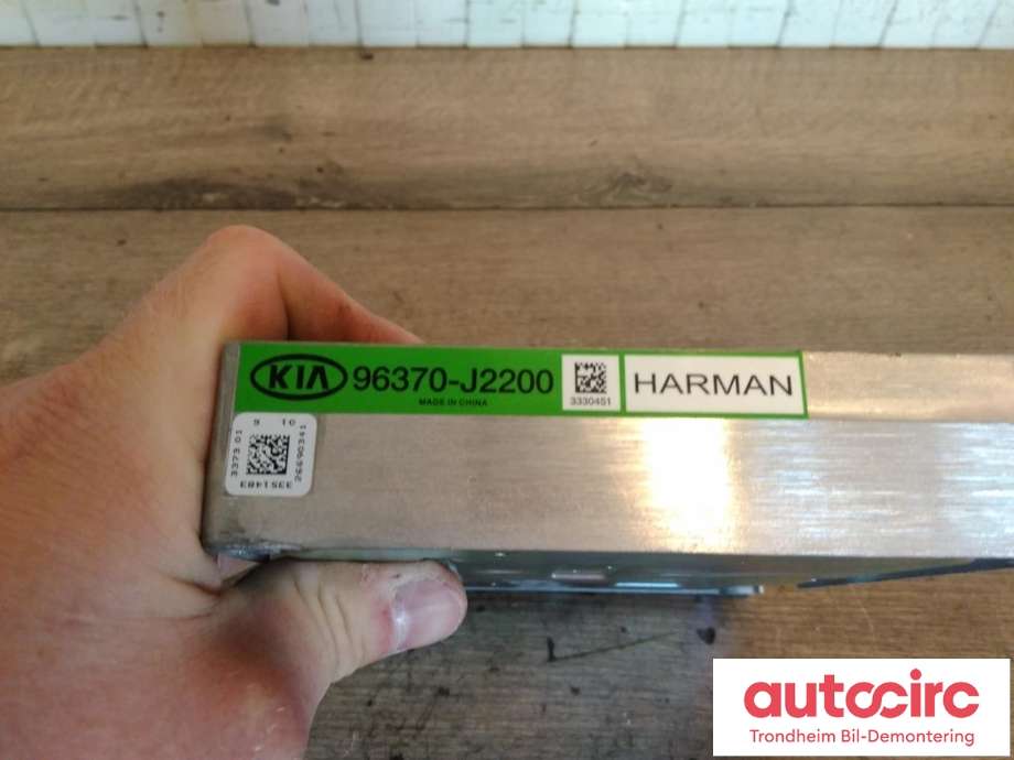 Bilstereo forsterker til Kia e-Soul 2019-->> (Type III)  (HARMAN|96370J2200|)