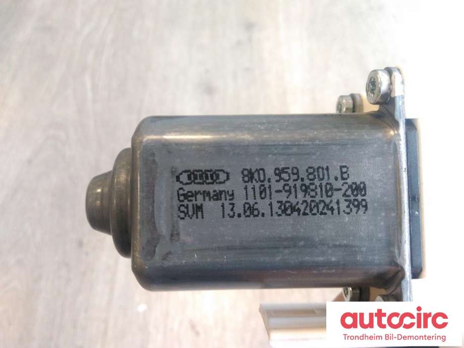 Ruteheis, kun motor, venstre foran til Porsche Cayenne 2010-2017 (92A) (92A) (..|8K959801B|95862480100|)