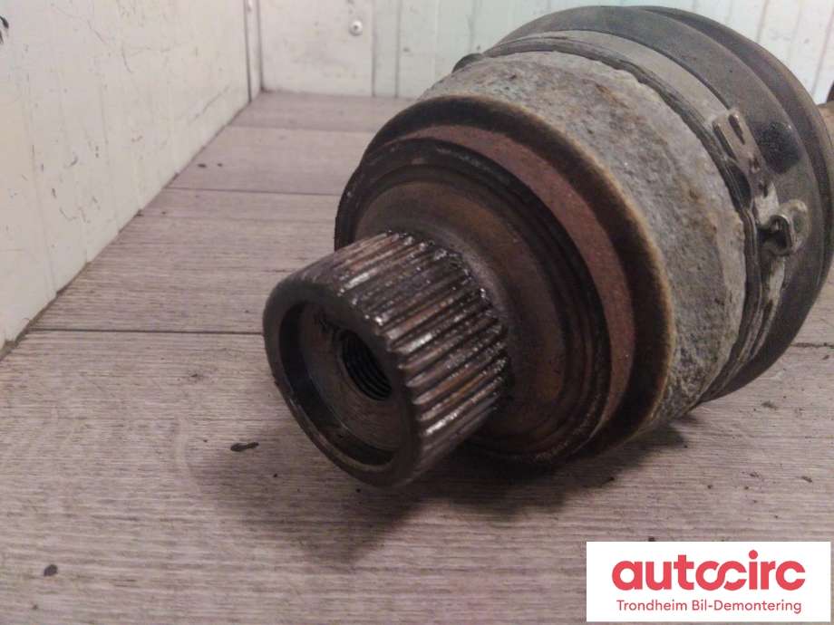 Drivaksel høyre foran, diesel/automat til Audi A6 2011-2014 (Type IV, Fase 1) (C7) (C7) (DIESEL/AUTOMAT 4WD|4G0407271F|)