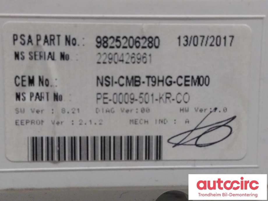 Instrumentpanel til Peugeot 308 2013-2021 (Type II) (9825206280|1628928680|1651148580)