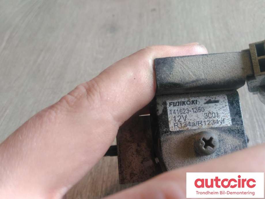 Aircondition diverse til Kia e-Soul 2019-->> (Type III) (FUJIKOKI|97725J2600|T41623-1360|)