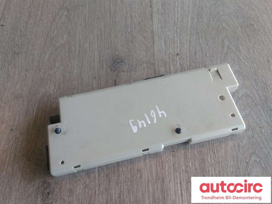Antenne forsterker til BMW 5-Serie 2010-2017 (F10/F11) (F10/F11) (FUBA|9229007|AV9229007-01|65209346816)