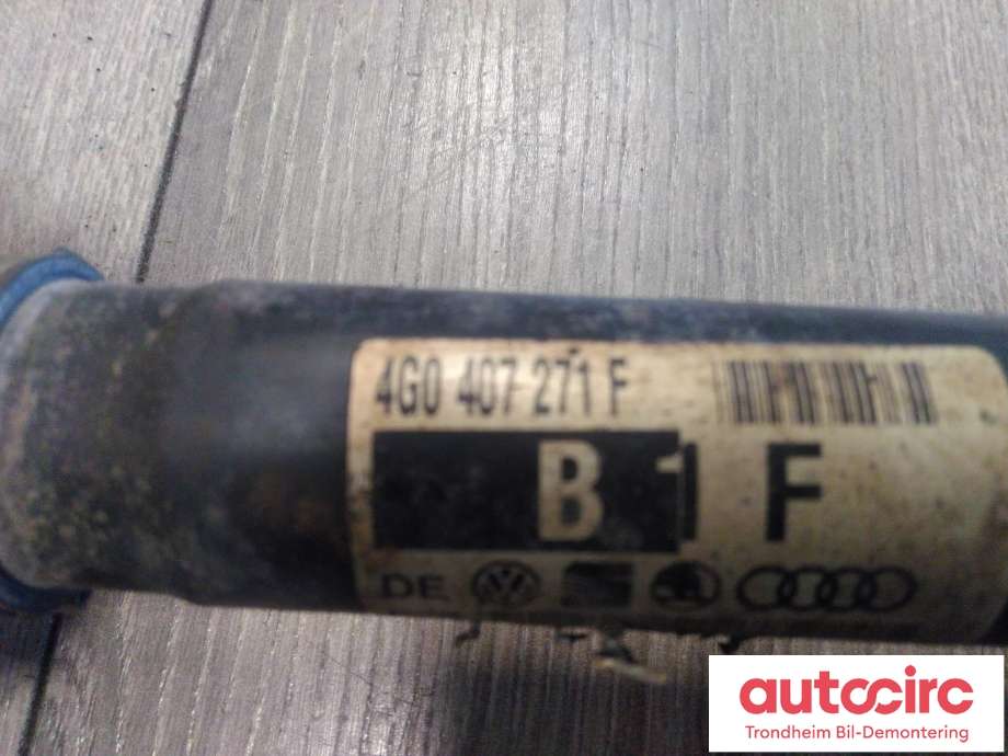 Drivaksel høyre foran, bensin/automat til Audi RS6 2013-2018  (BENSIN/AUTOMAT|4G0407271F|)