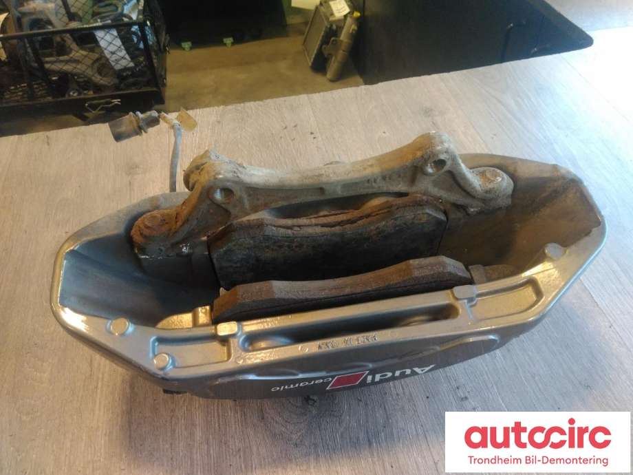 Bremsecaliper høyre foran til Audi RS6 2013-2018 (..|4G0615108E|4G0 615 108 E|)