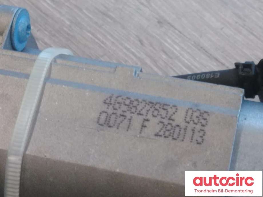 Baklukeåpner motor til Audi RS6 2013-2018  (HØYRE SIDE|4G9827852|4G9 827 852|)