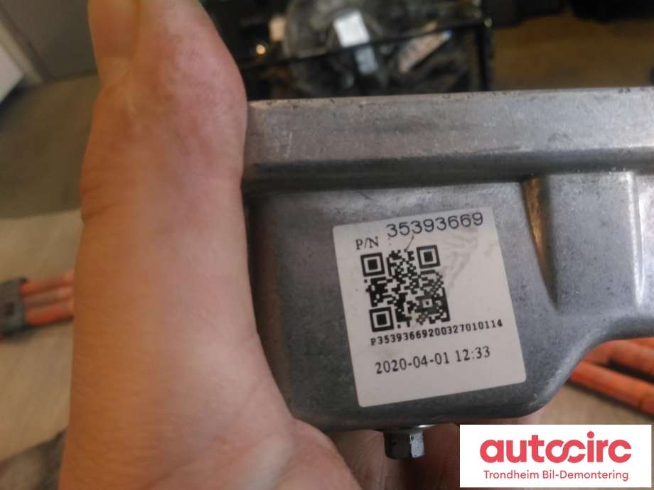 Batterilader inntak/luke til Polestar 2 2020-->> (LADEINNTAK MED KABEL|32286757|31674433|32286754)