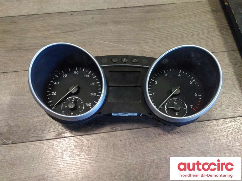 Instrumentpanel til Mercedes GL 2006-2012 (X164) (X164) (..|A1645408847|A2C53240808|)