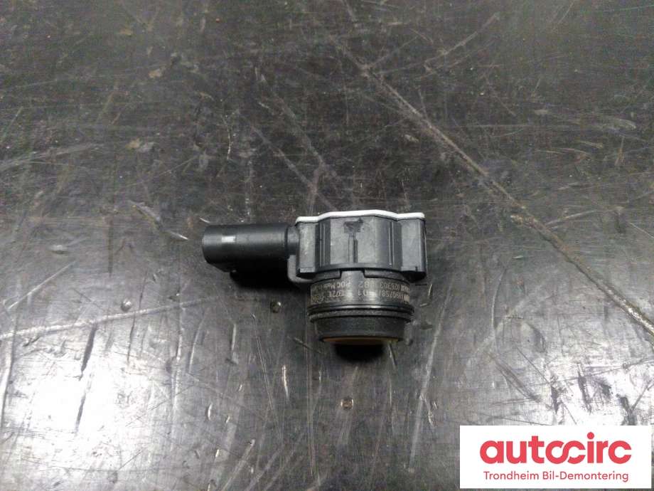 Parkeringssensor foran til BMW M4 2014-2020 (F82/F83) (F82/F83) (BOSCH, TIL M4|7990758|0263033882|66202220666)