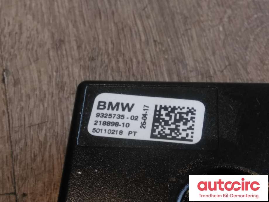 Antenne forsterker til BMW M4 2014-2020 (F82/F83) (F82/F83) (BACK UP ANTENNA|9325735|9325735-02|65209325735)